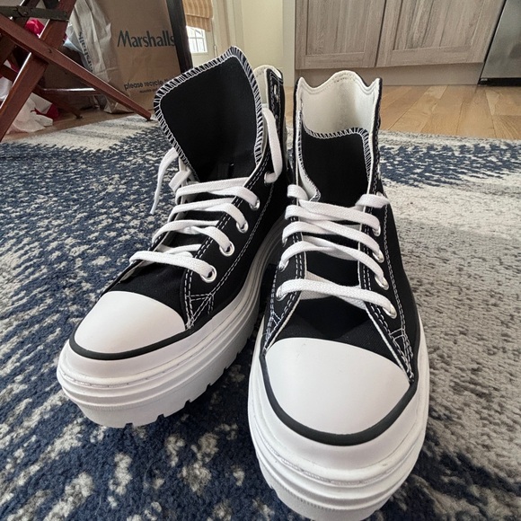 Converse Women's Black High-Top Sneakers - Picture 5 of 12